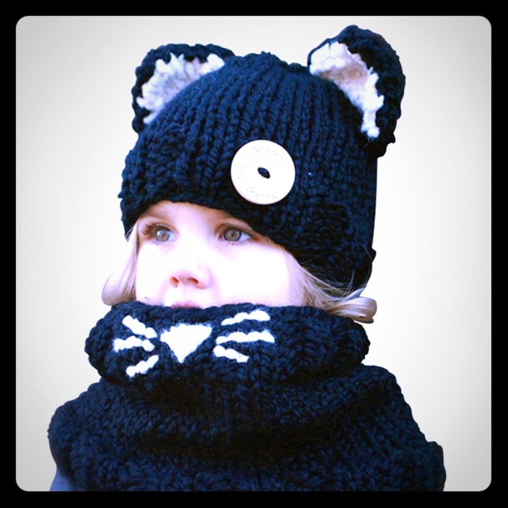 Hand Made Baby Hat & Scarf
